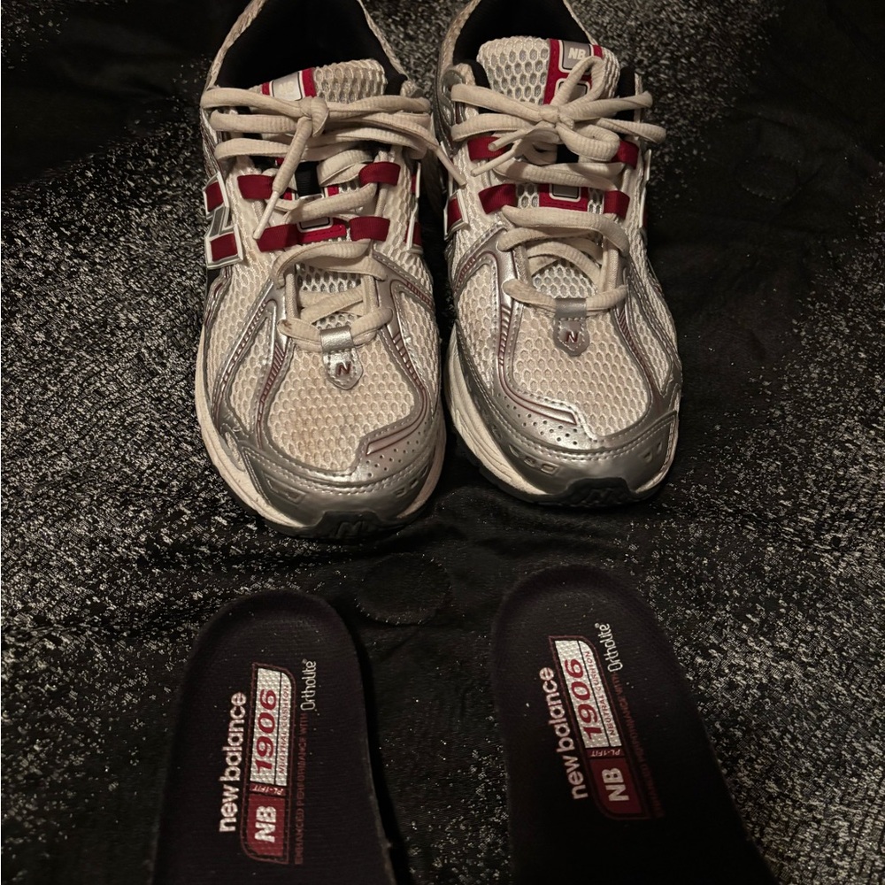 New Balance Sneakers - Silver and Red